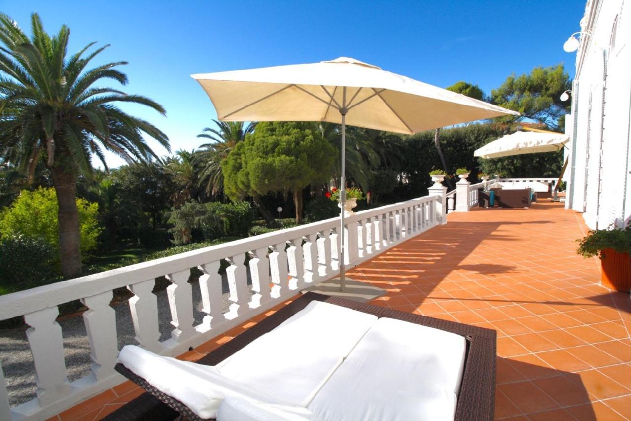 Villa Paradiso กัสตีลยอนเชลโล ภายนอก รูปภาพ