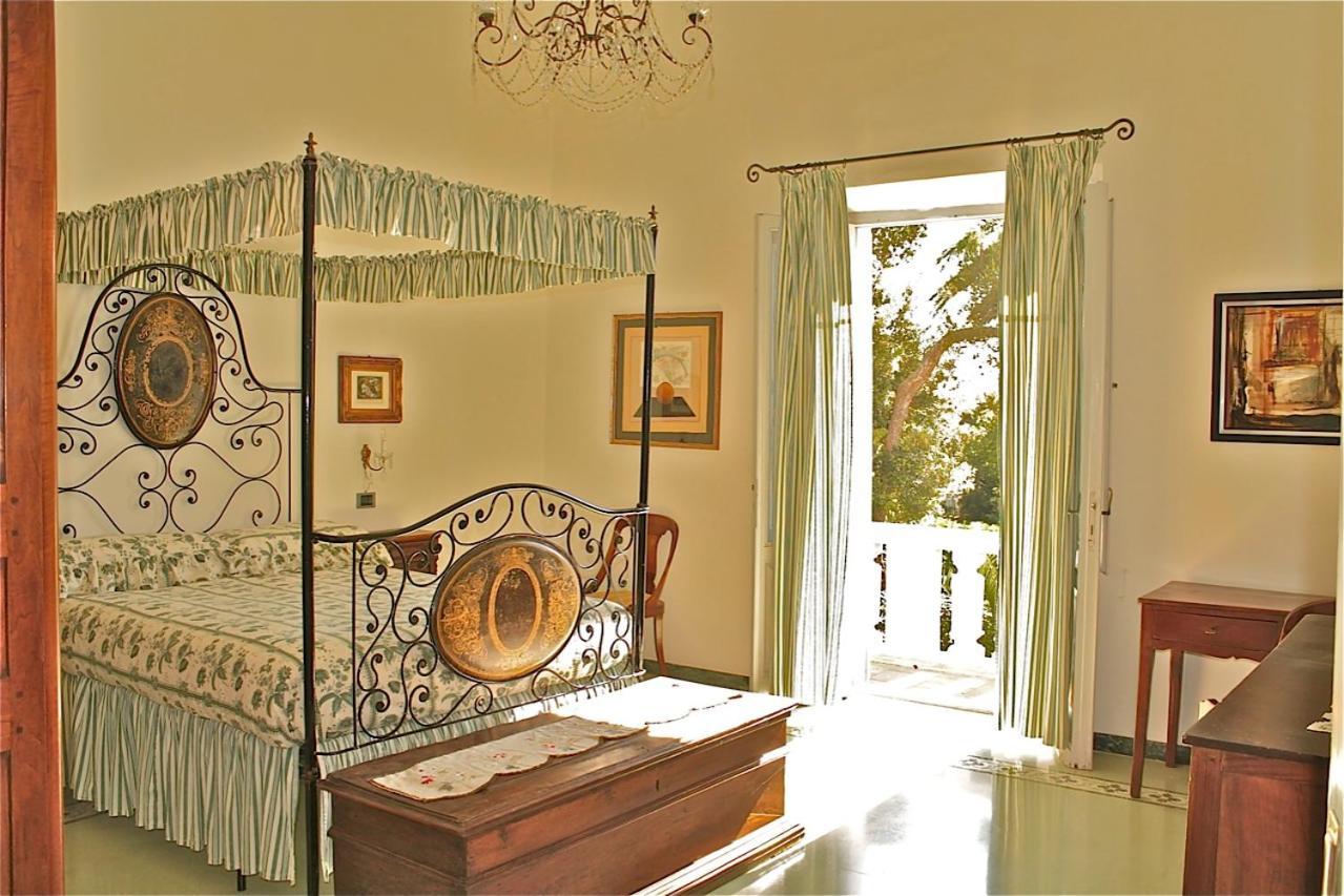 Villa Paradiso กัสตีลยอนเชลโล ภายนอก รูปภาพ