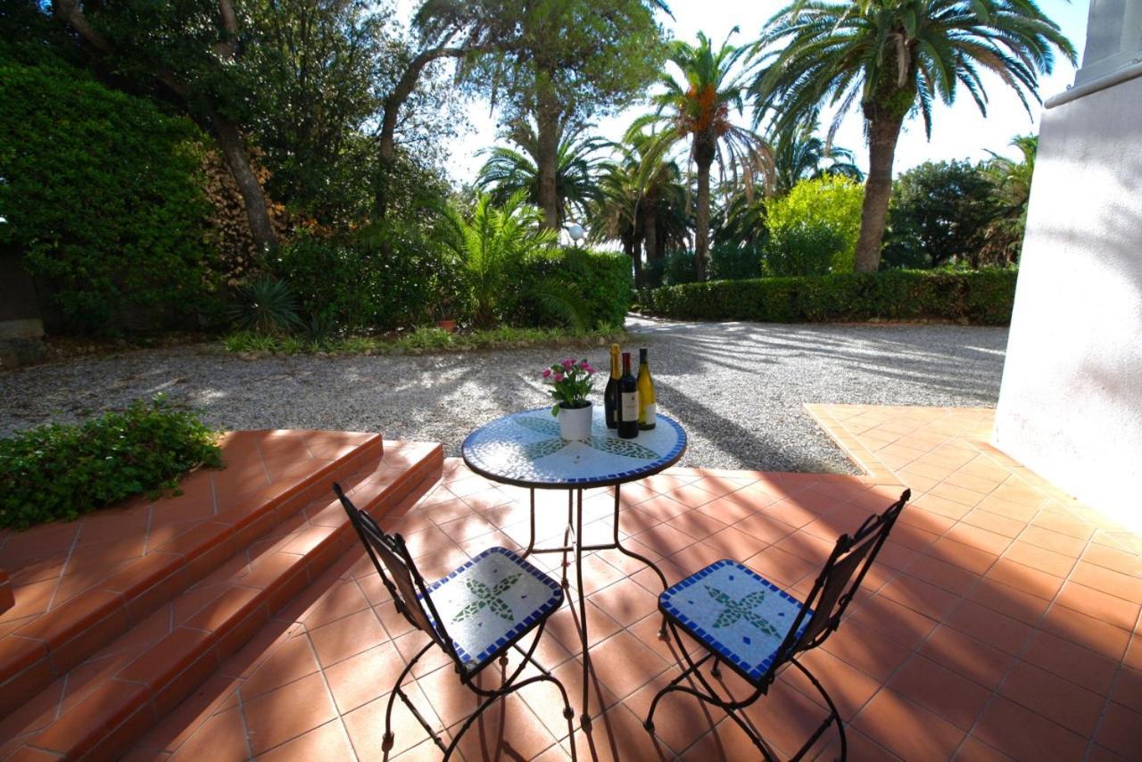 Villa Paradiso กัสตีลยอนเชลโล ภายนอก รูปภาพ