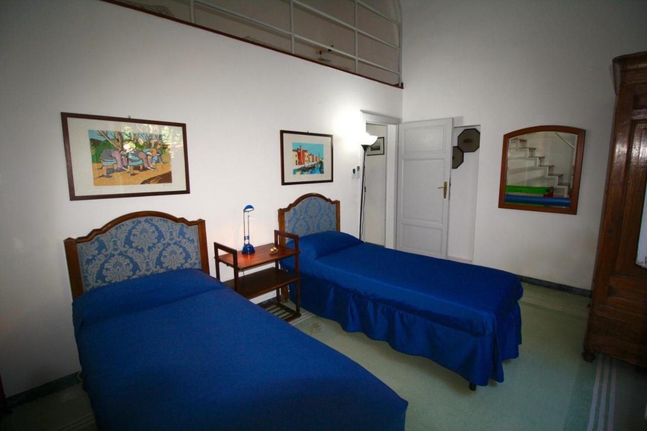 Villa Paradiso กัสตีลยอนเชลโล ภายนอก รูปภาพ