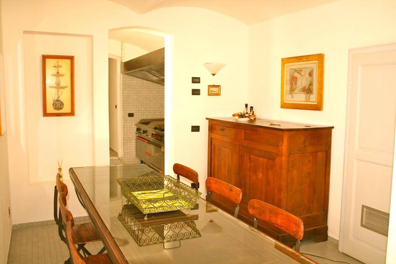 Villa Paradiso กัสตีลยอนเชลโล ภายนอก รูปภาพ