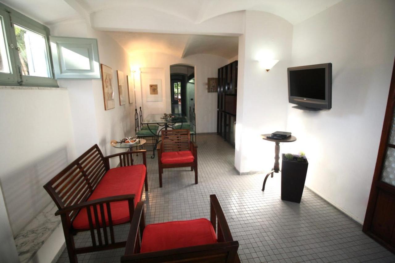 Villa Paradiso กัสตีลยอนเชลโล ภายนอก รูปภาพ